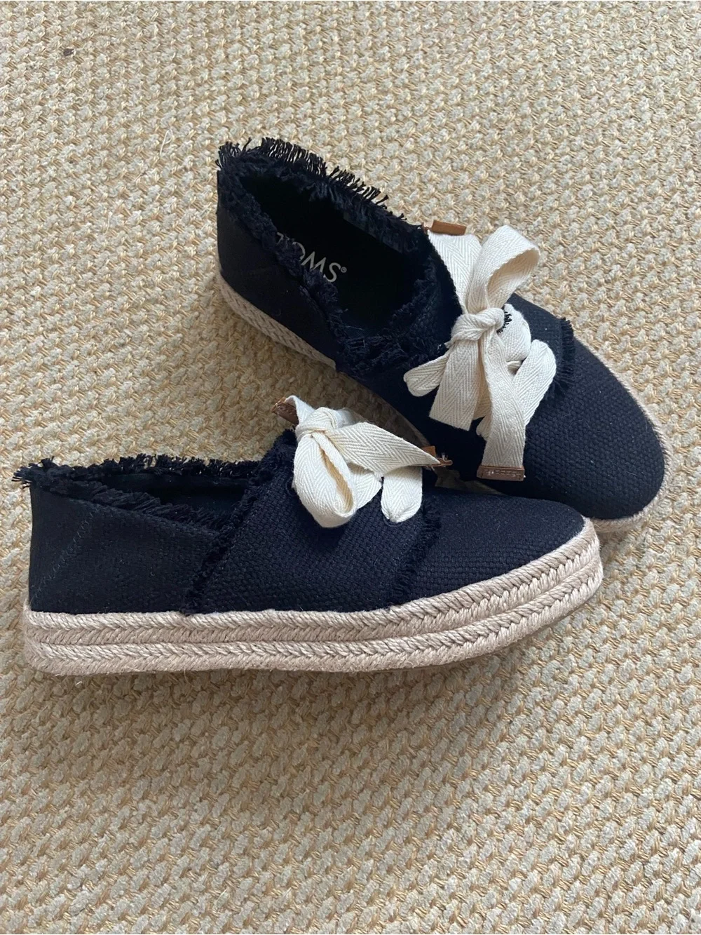 Toms Black Carolina Lace-Up Espadrille Size 7.5